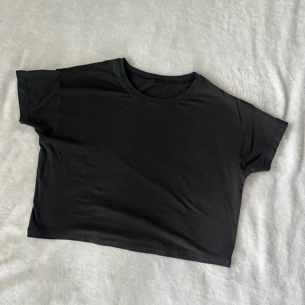 Lululemon Black Short Sleeve Top